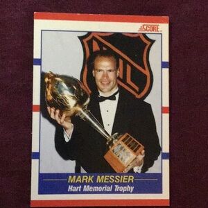 MARK MESSIER, SCORE 1990 HOCKEY CARD, COLLECTIBLE, EDMONTON OILERS